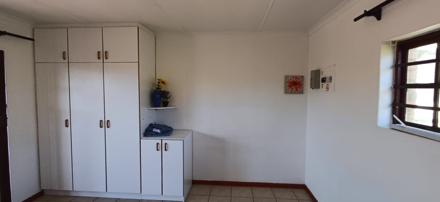1 Bedroom Property for Sale in Ferreira Town Eastern Cape